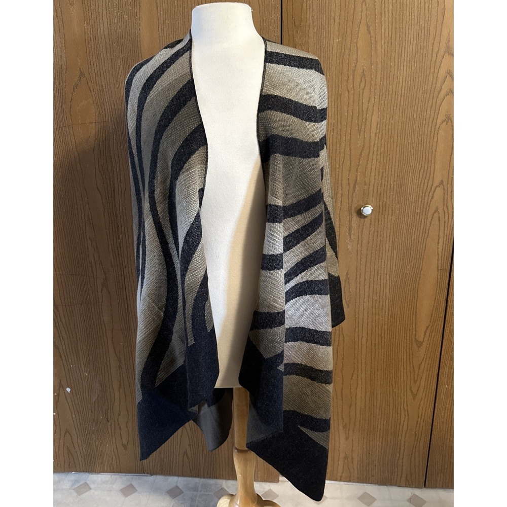 Style 101 Poncho Cover Women One Size Brown Black Stripes